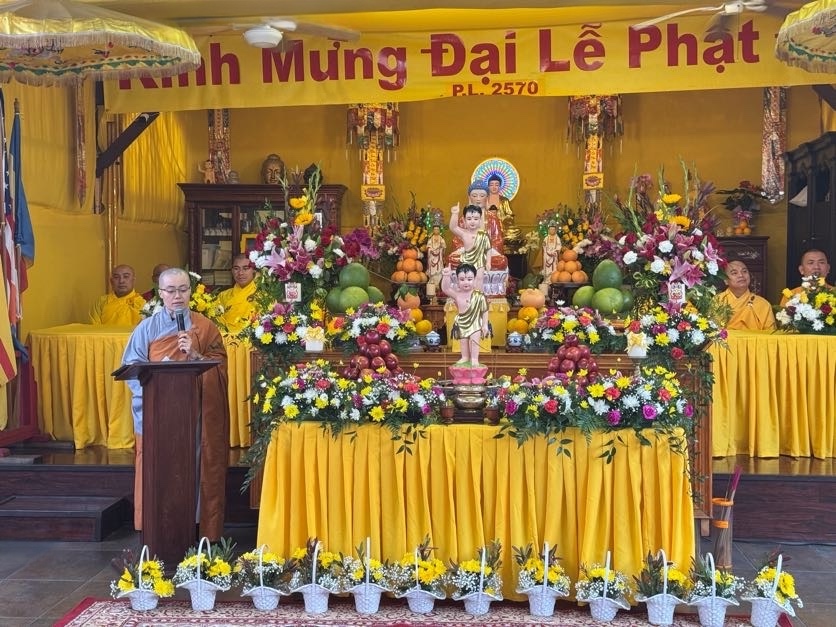 Celebrating Buddha's Birthday Photo 4