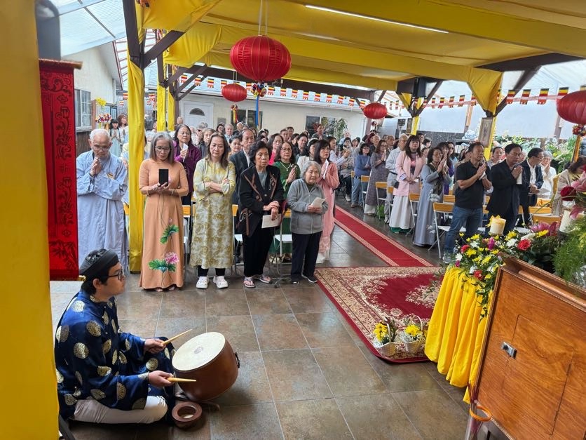Celebrating Buddha's Birthday Photo 8